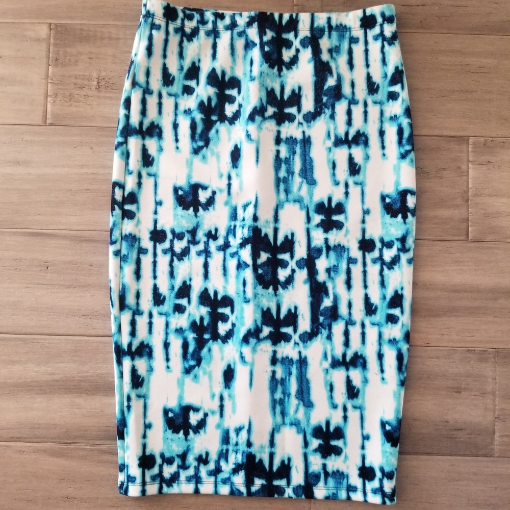 3/$15 Blue and White Watercolor Print Skirt